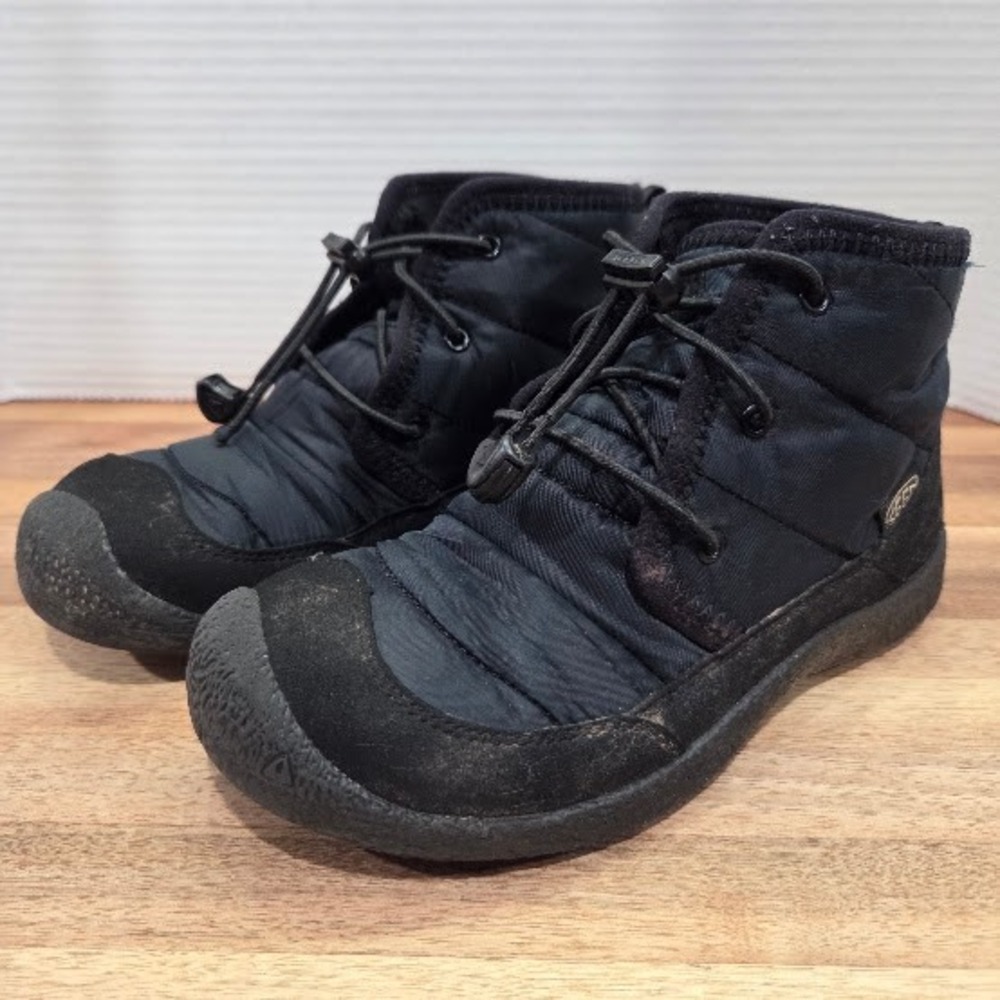 KEEN Howser II Waterproof Chukka Boots Kids Size 4 Black Winter‎ Snow Shoes
